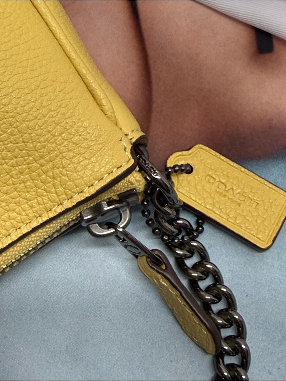 (new+tag) Coach large wristlet nolita 19 sunflower yellow fit iPhone Pro Max - Picture 11 of 12